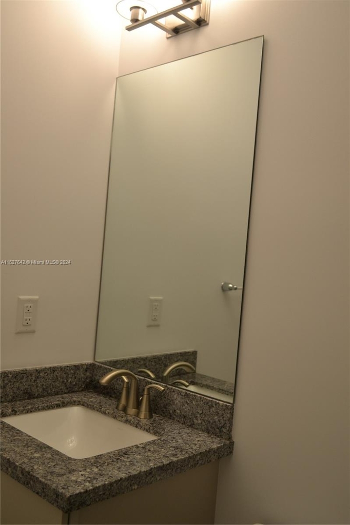 11643 Sw 13th Ct - Photo 18