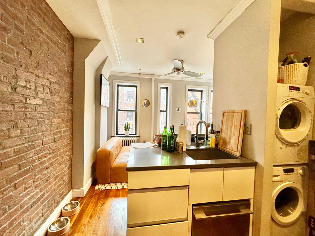 234 Mott Street - Photo 1