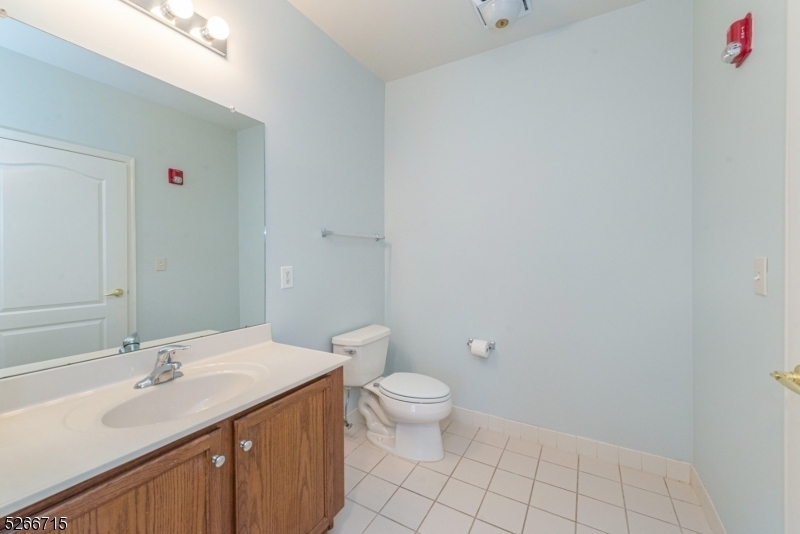 1202 Wharton Ct - Photo 11