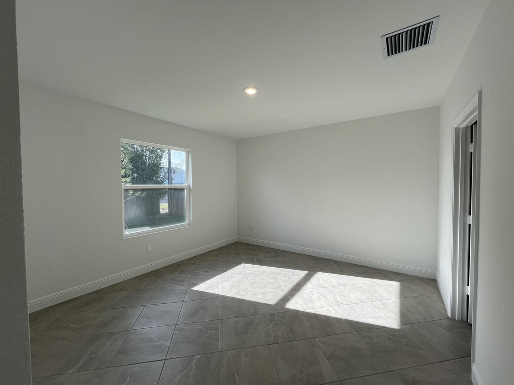 2156 Sw Cameo Boulevard - Photo 15