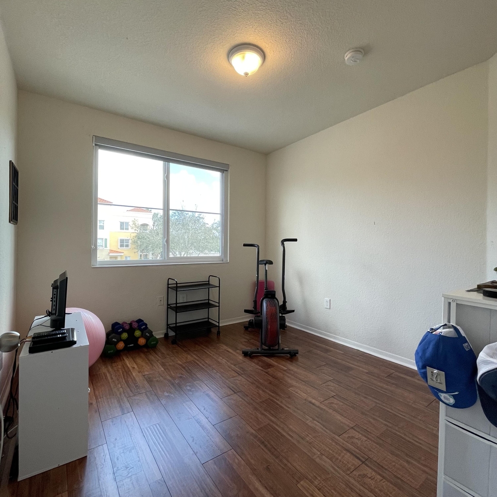 11041 Legacy Boulevard - Photo 14