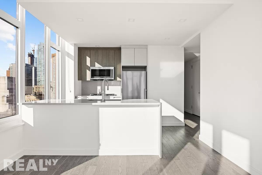 508 Third Avenue, New York, NY 10016 - Photo 3