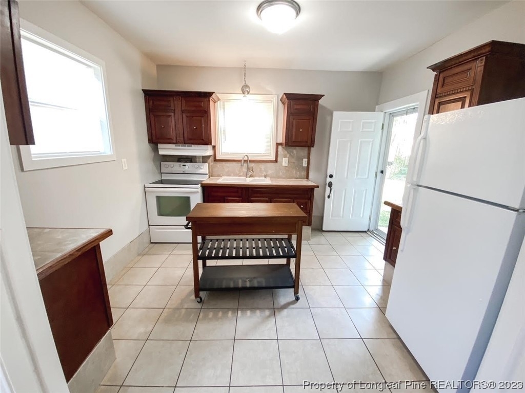 302 E 13th Street - Photo 17