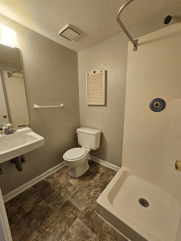 1304 N Bronough Street - Photo 7