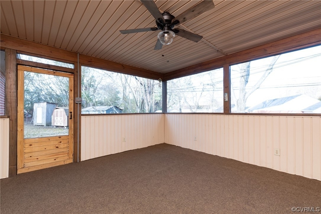 8901 Mapleton Road - Photo 20