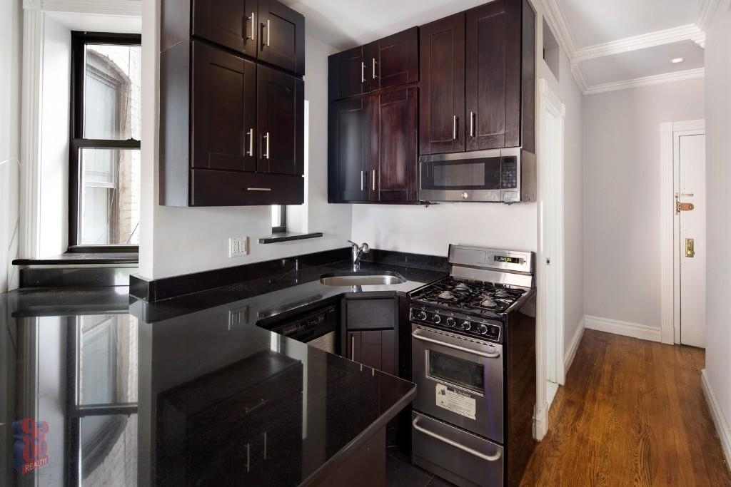 248 Mott Street - Photo 1