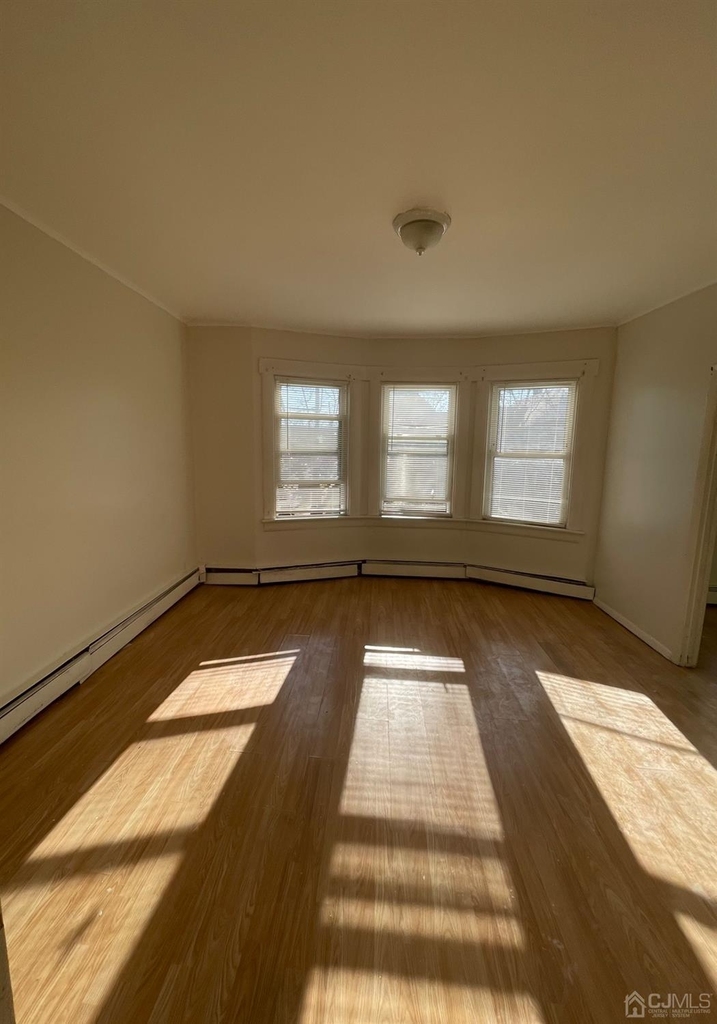 40 Pulaski Avenue - Photo 3