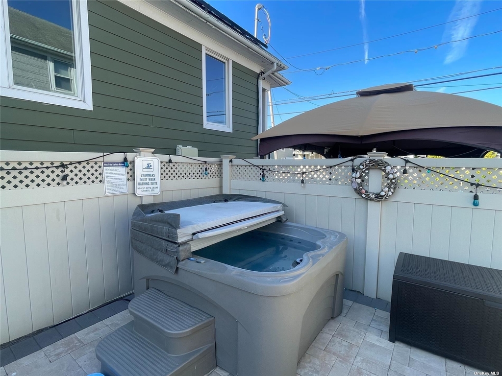 327 Beach 88th Street - Photo 5