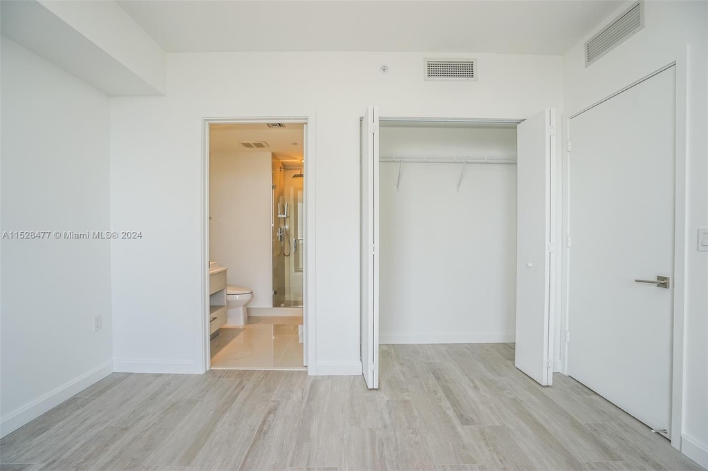 55 Sw 9 Street - Photo 7