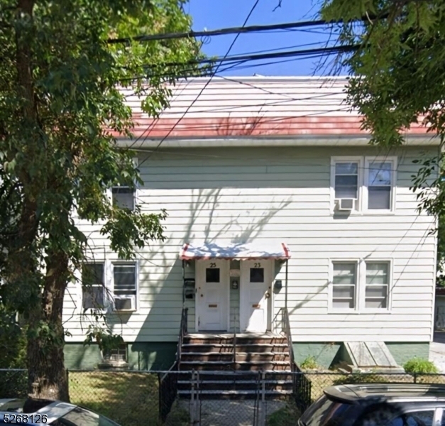 23 Marion Ave - Photo 0