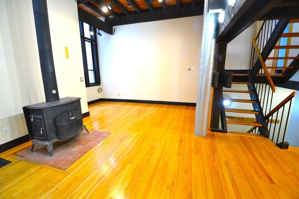 36 Irving St. - Photo 7