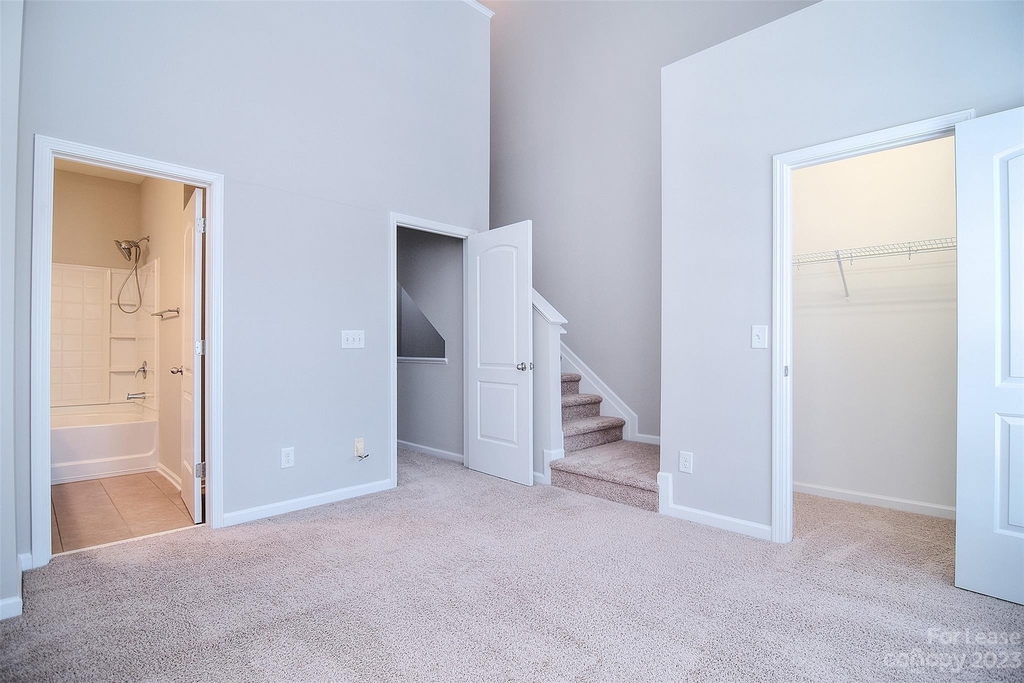 9523 Longstone Lane - Photo 15