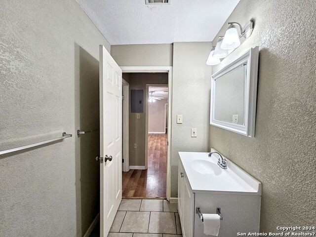 1445 Hillview Ave - Photo 20