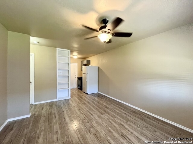 335 Tarasco St - Photo 1