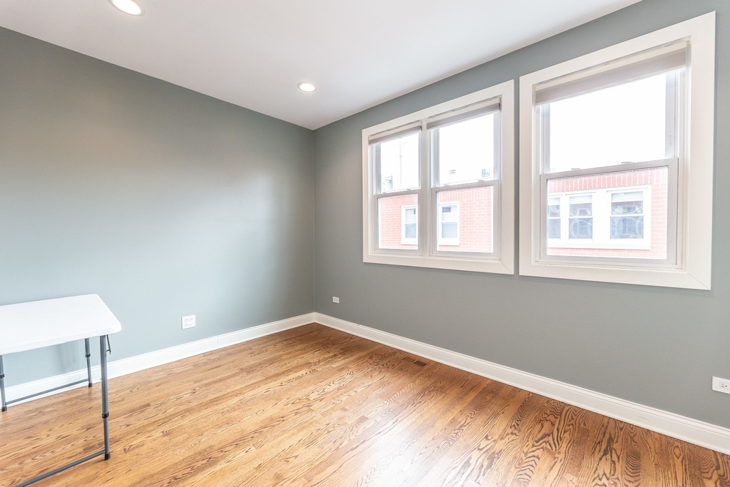 2803 N Wolcott Avenue - Photo 18