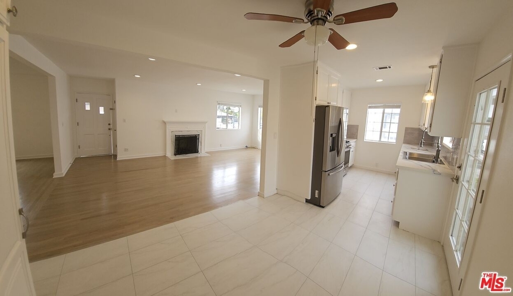 5416 Tampa Ave - Photo 7