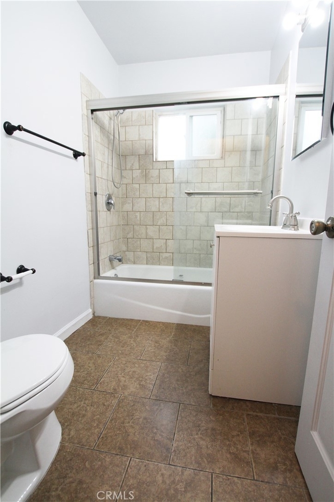 162 W Linden Avenue - Photo 2