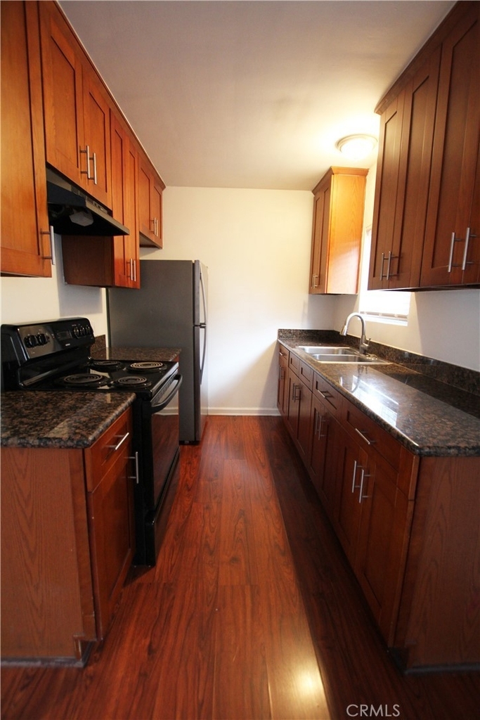 162 W Linden Avenue - Photo 1