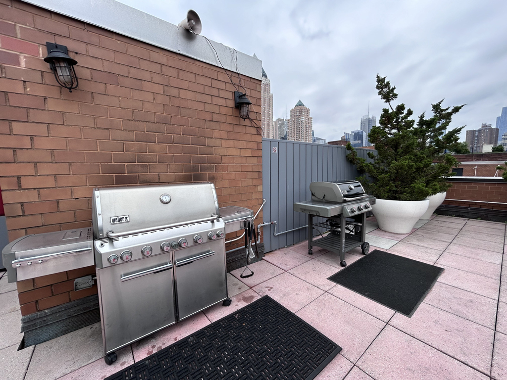 West 53rd Street - Photo 14