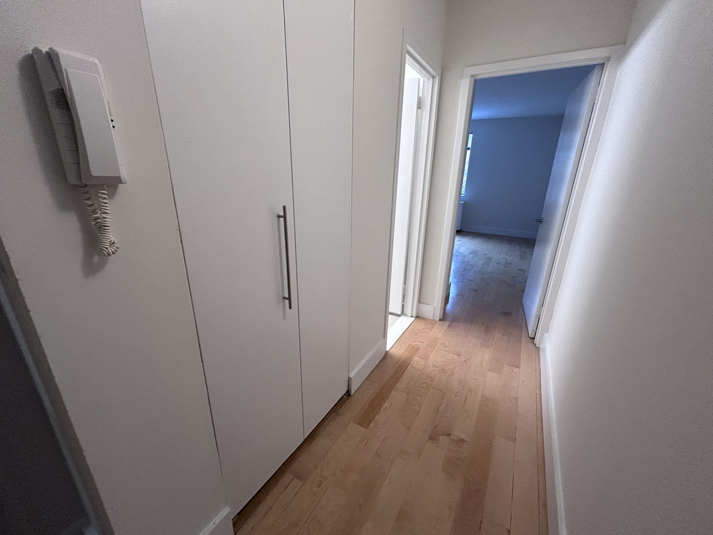 West 53rd Street - Photo 6