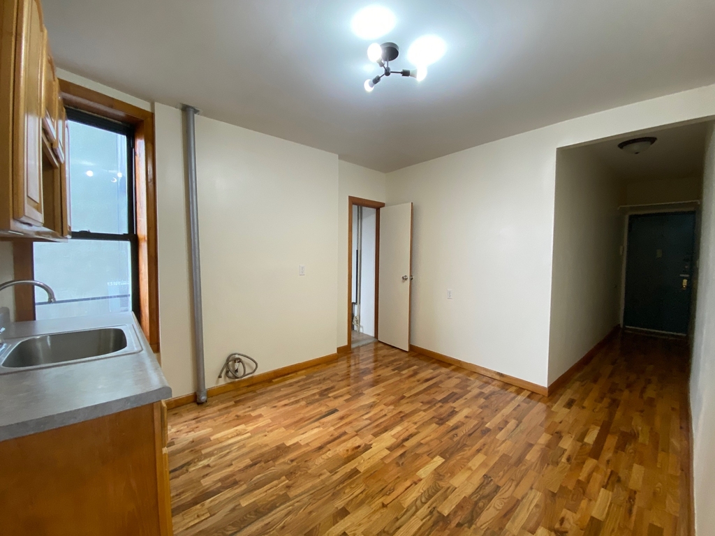 322 Rodney Street - Photo 5
