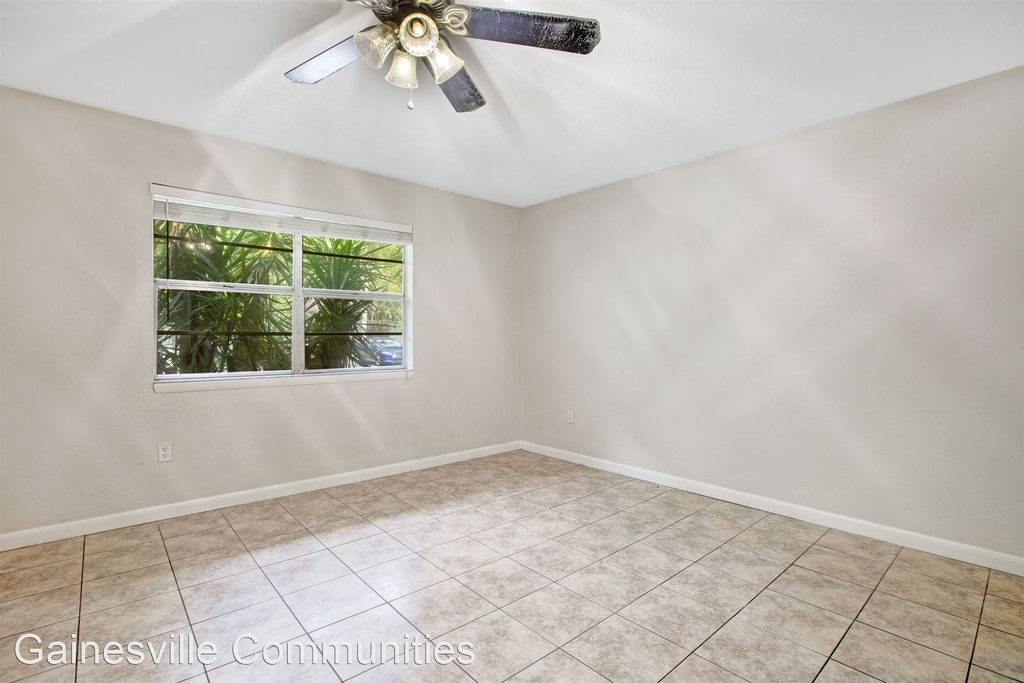 2330 Sw 35th Place - Photo 64