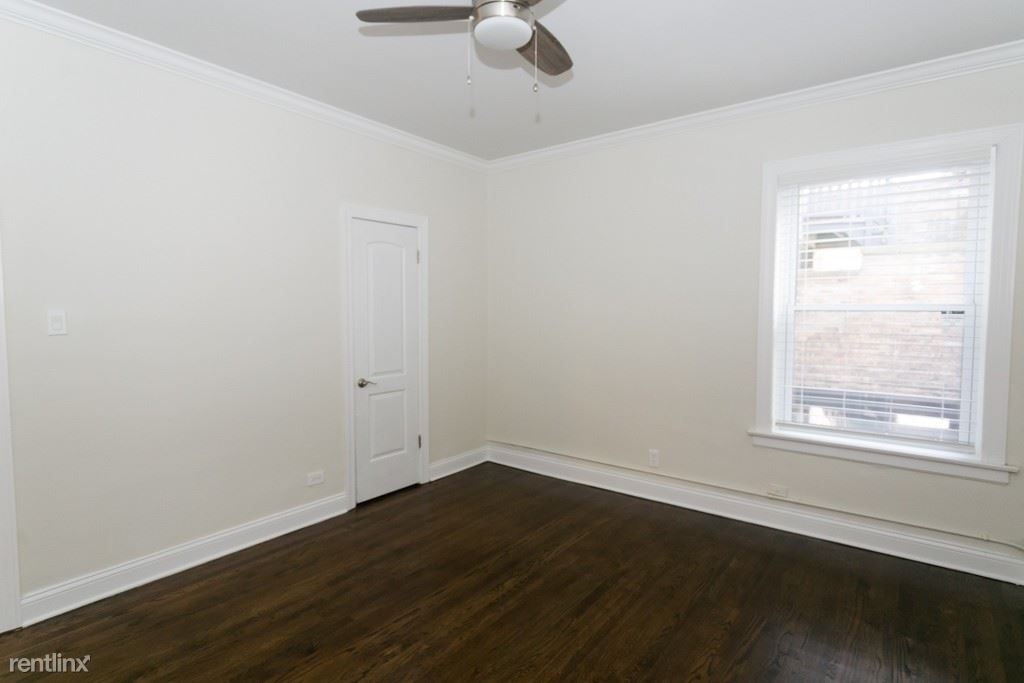 1132 Maple, Unit 8 - Photo 14