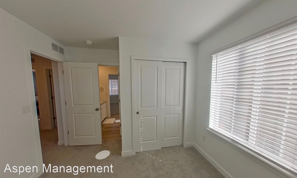 854 Foxglove Street - Photo 21