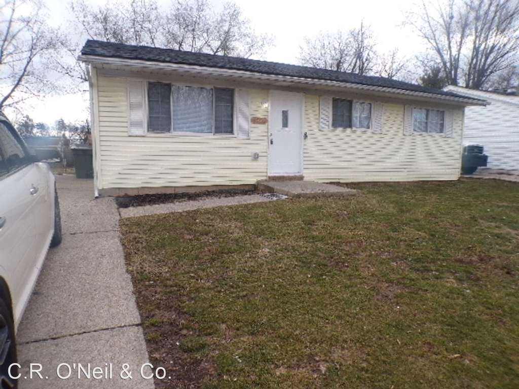 4596 Fairgrove Road - Photo 1