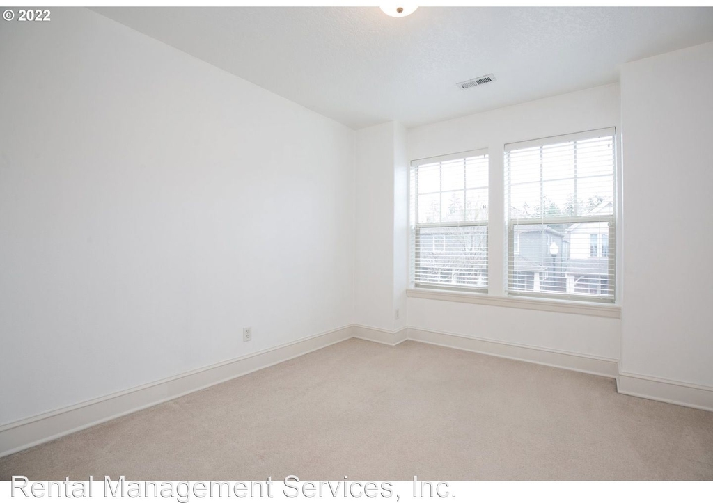 17335 Sw Montague Way - Photo 17