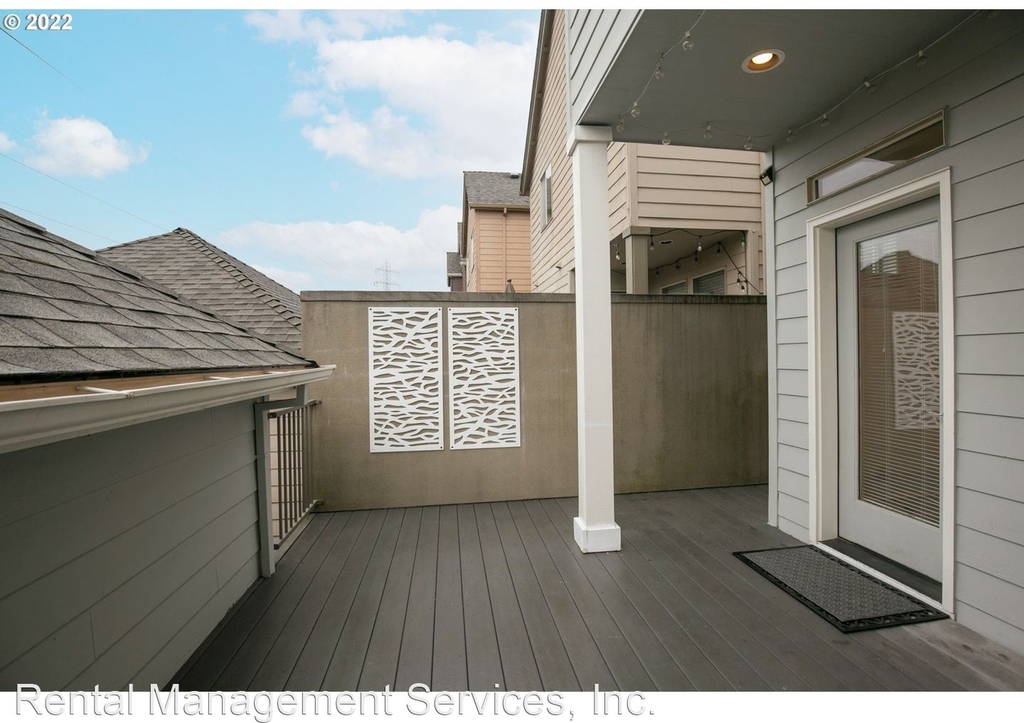 17335 Sw Montague Way - Photo 20