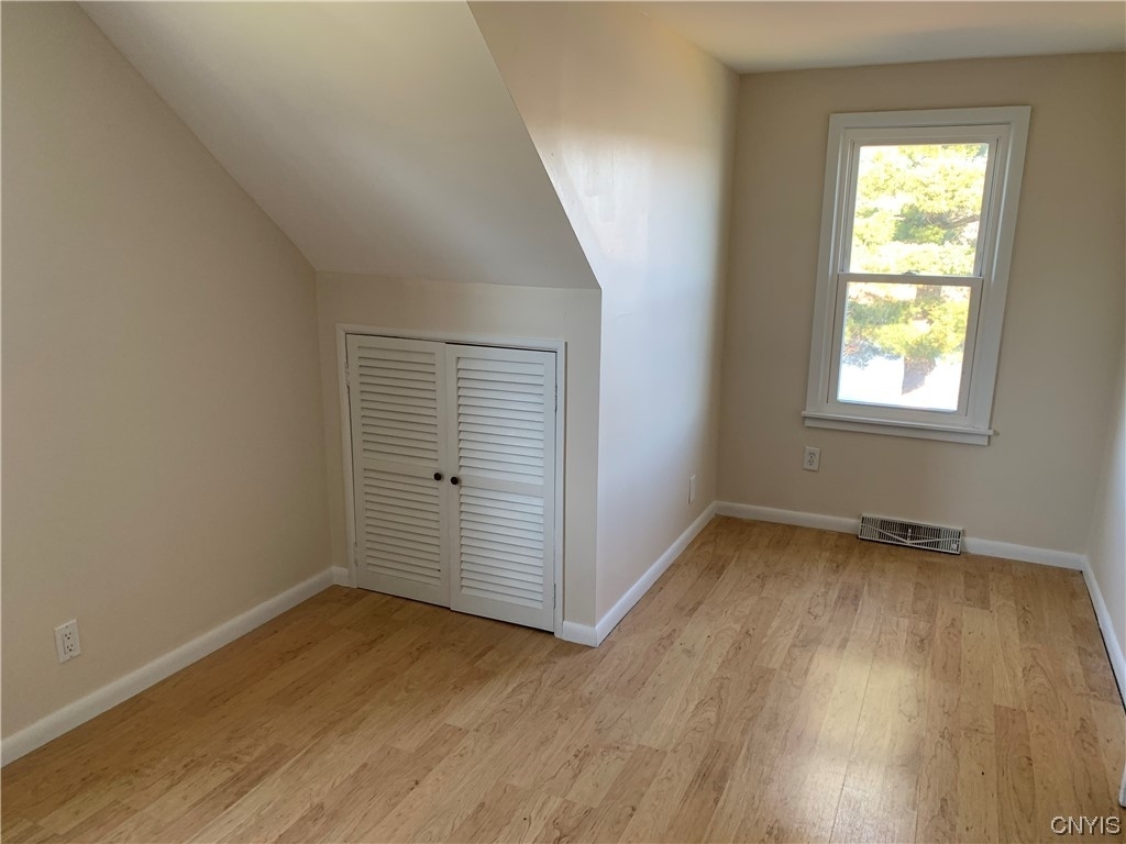 681 Forest Avenue - Photo 15