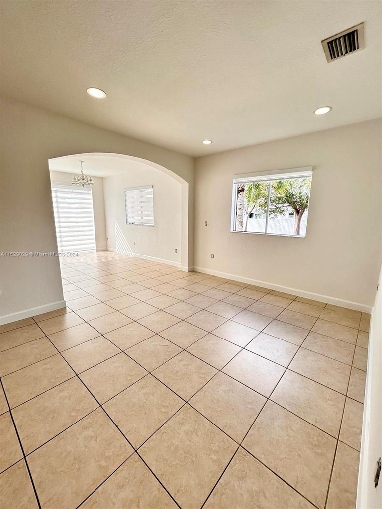 13520 Sw 255th Ter - Photo 2