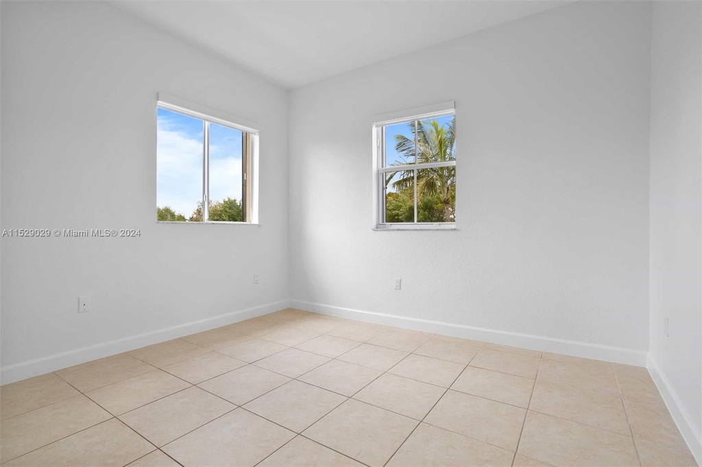 13520 Sw 255th Ter - Photo 37