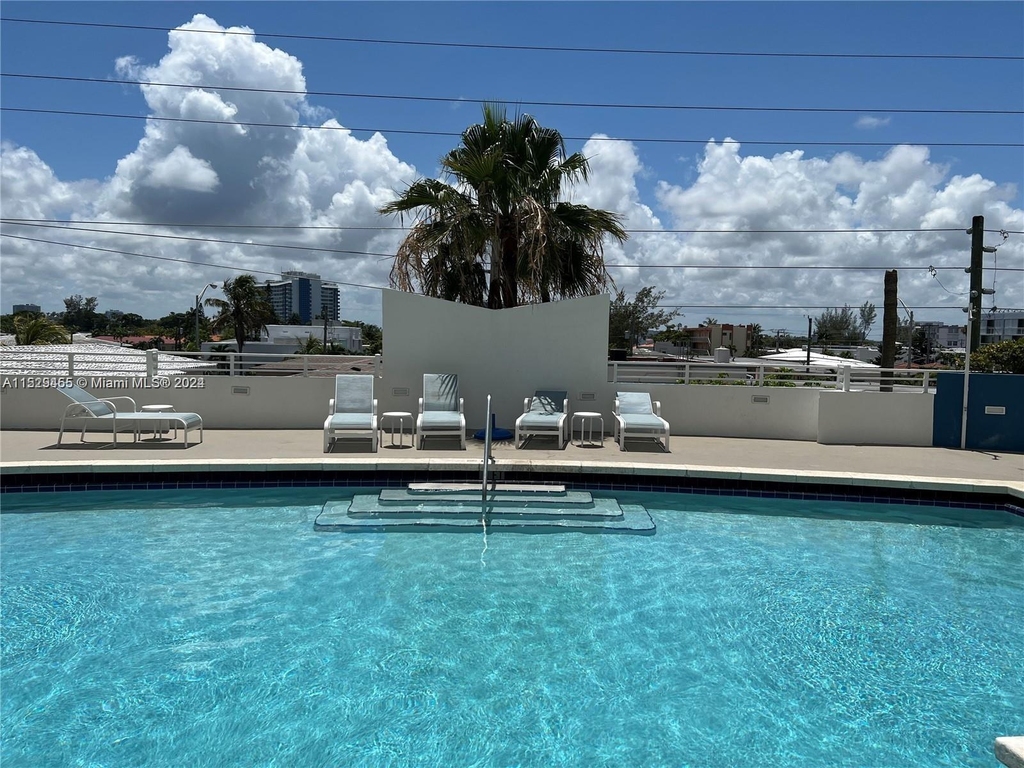 7600 Collins Ave - Photo 39