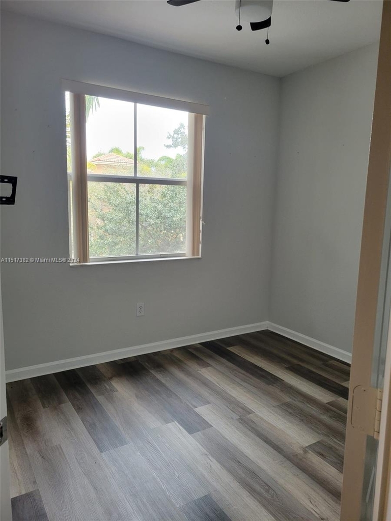 2603 Sw 121st Ter - Photo 15