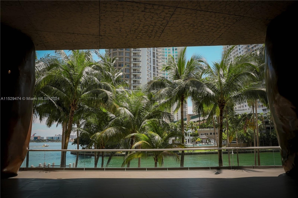 475 Brickell Ave - Photo 25