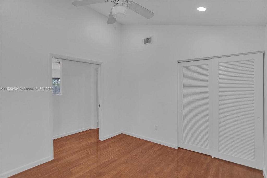 800 Sw 113th Ter - Photo 21