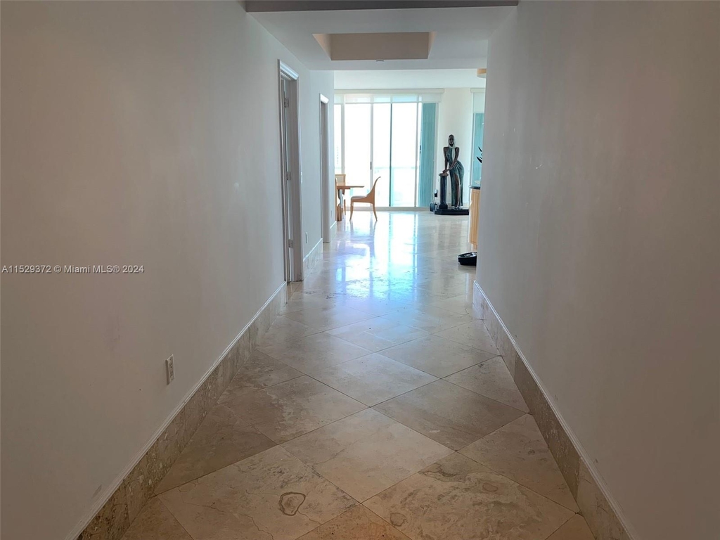 16500 Collins Ave - Photo 22