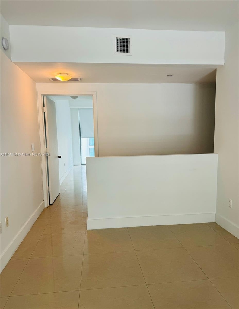 6000 Collins Ave - Photo 6