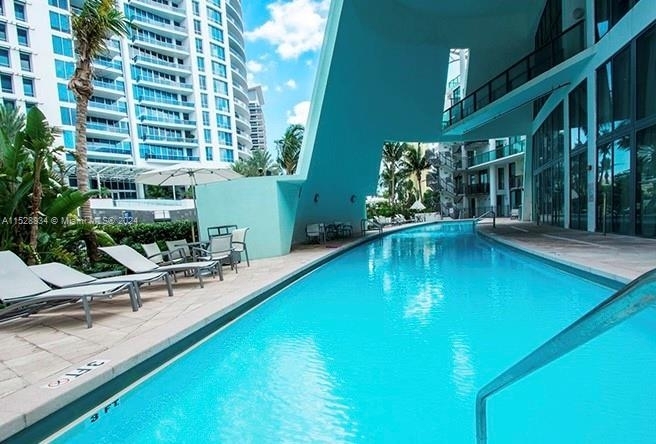 6000 Collins Ave - Photo 0