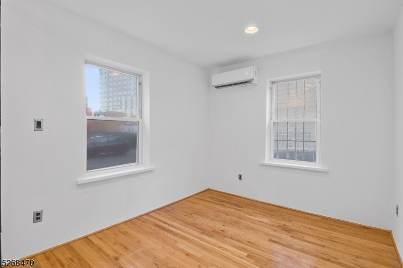 19 Fulton St - Photo 7