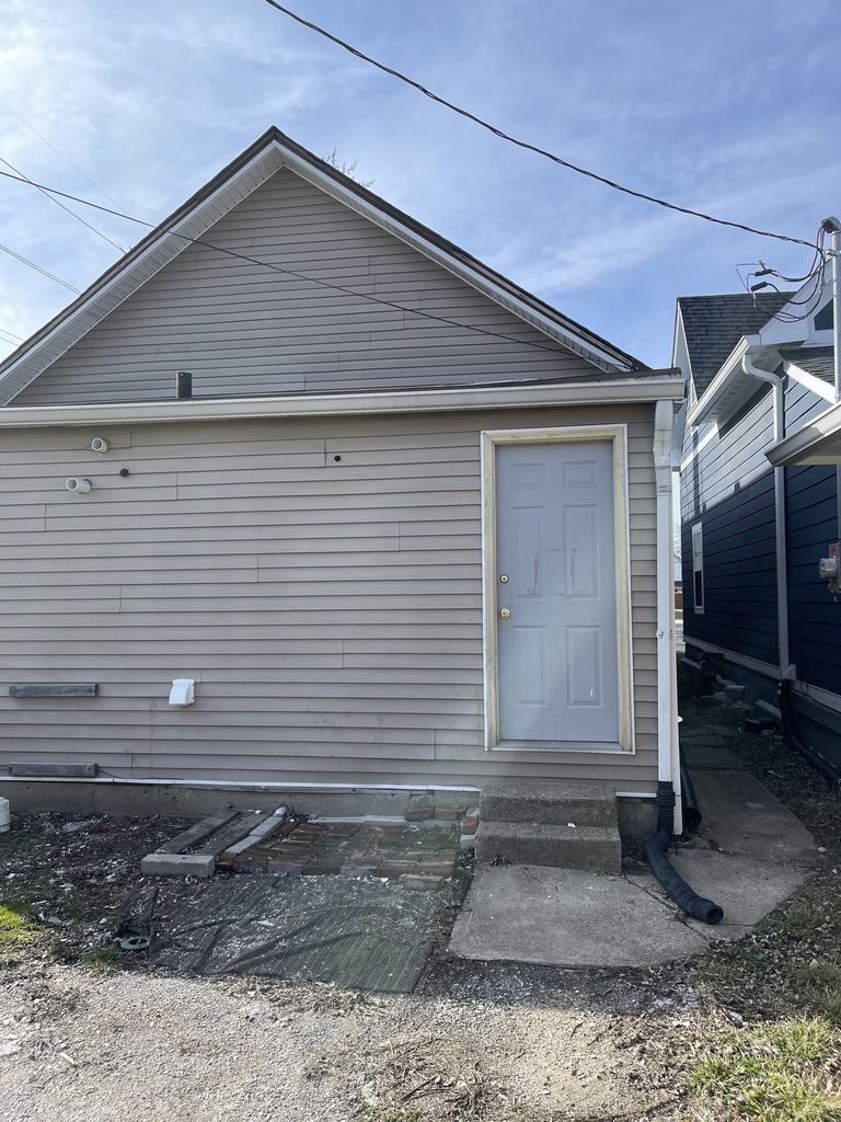 1657 S Delaware Street - Photo 2