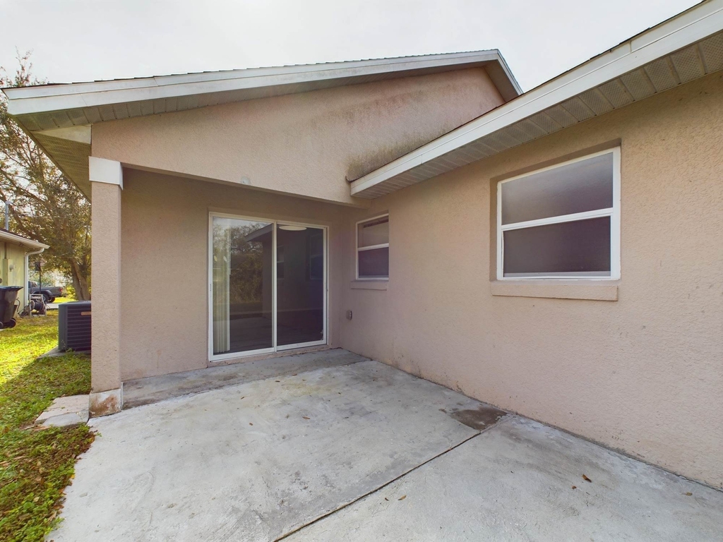 8507 Plumeria Ave - Photo 38