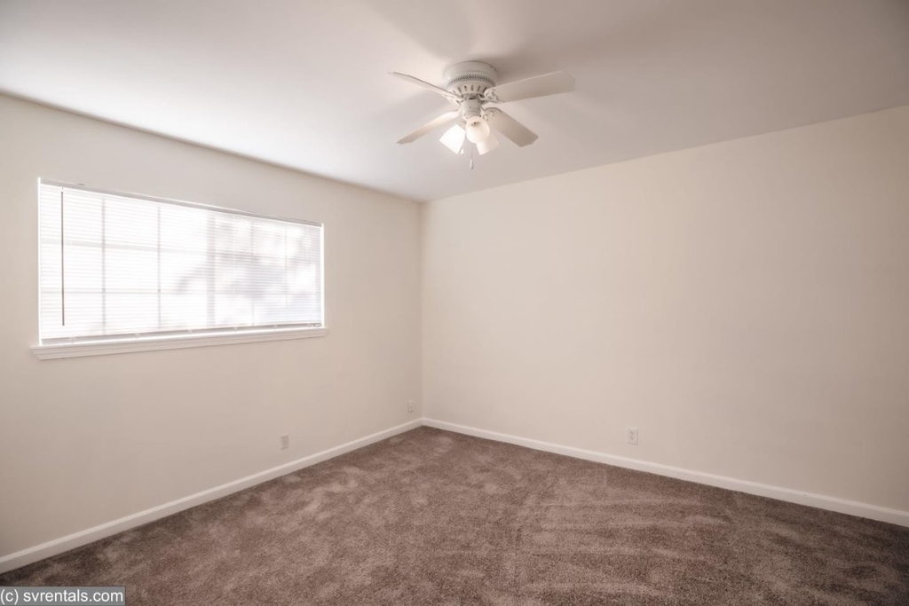 2250 Tomasina Ct 3 - Photo 7