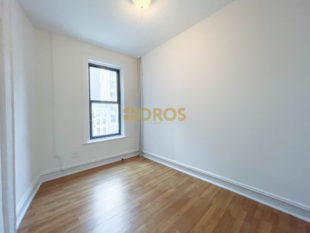 558 Broome Street - Photo 4