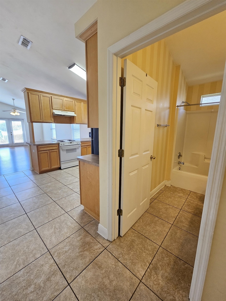 3283 Emerson Lane - Photo 5