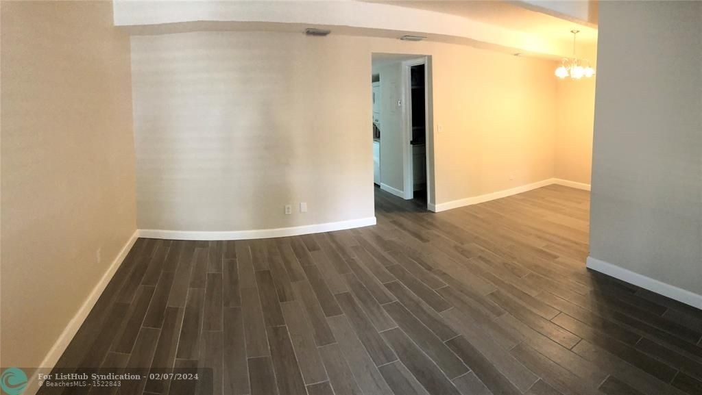 1205 S Flagler Ave - Photo 3