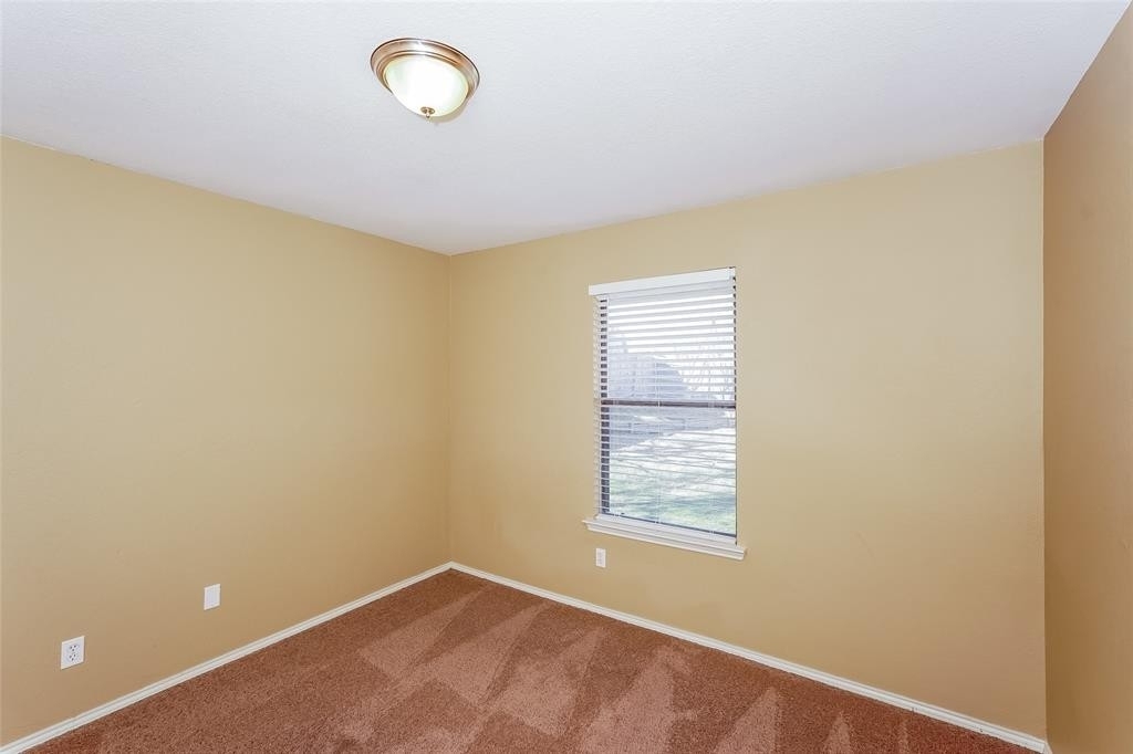 2725 Clearmeadow Court - Photo 10