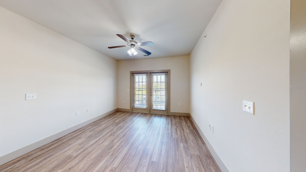 1701 E Debbie Lane - Photo 2